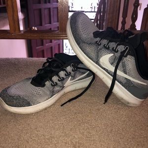 Nike Shoes Size 9